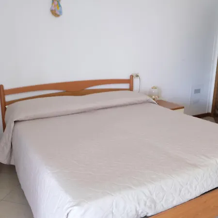 Appennino Via Roma 66 *